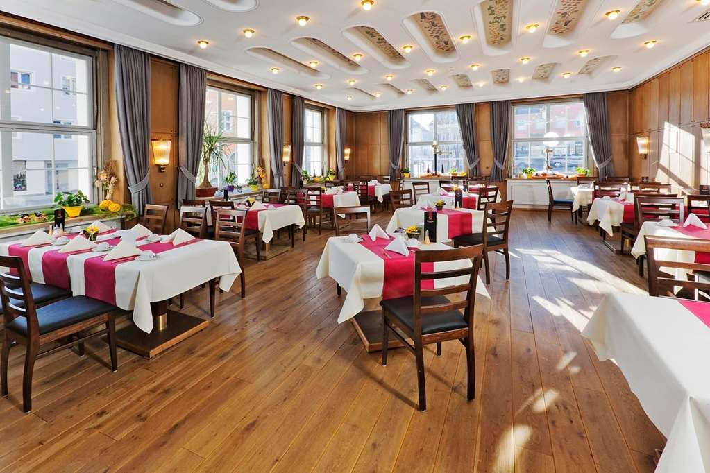 Akzent Brauerei Hotel Hirsch 오토보이렌 레스토랑 사진