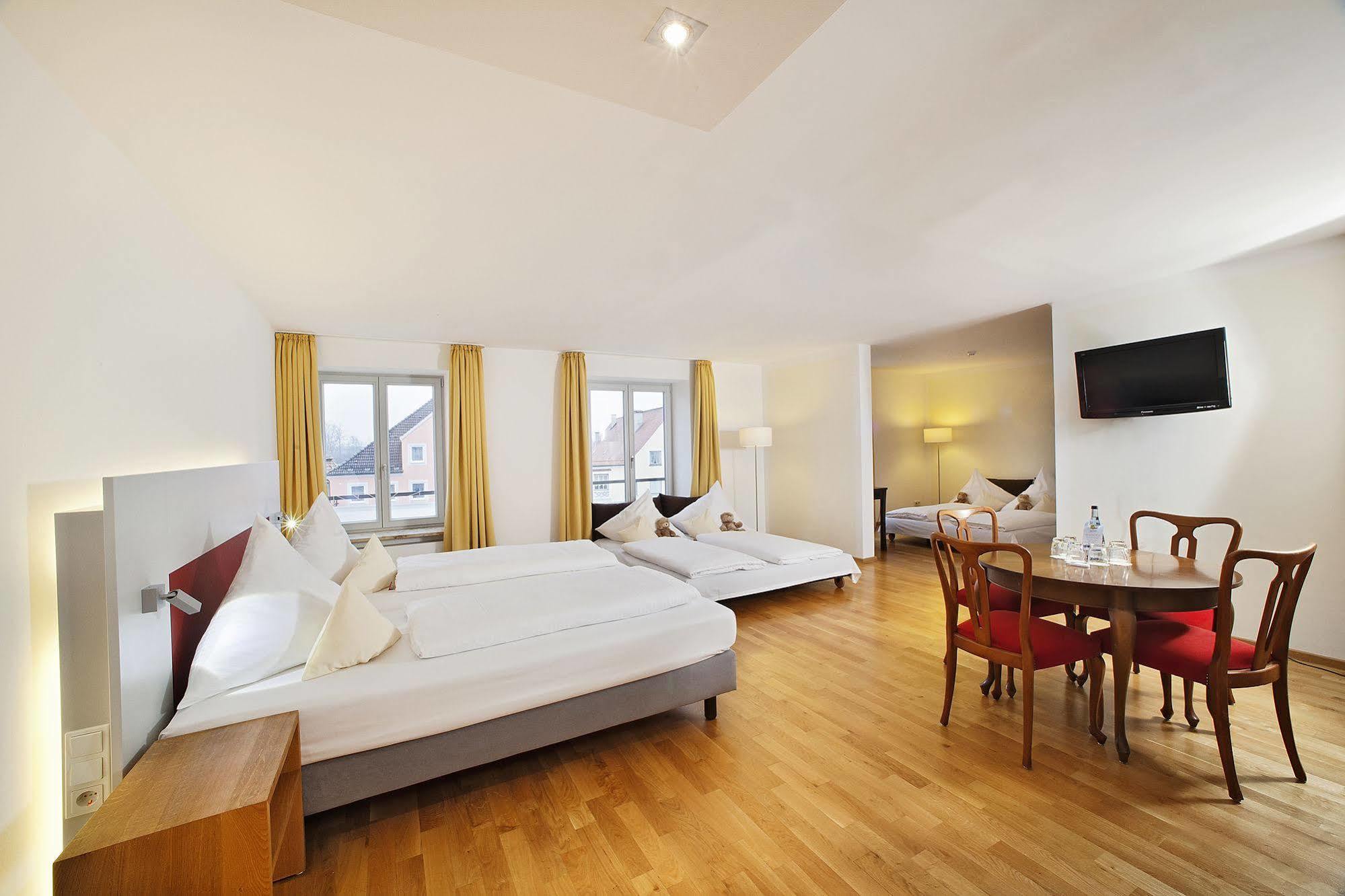 Akzent Brauerei Hotel Hirsch 오토보이렌 외부 사진